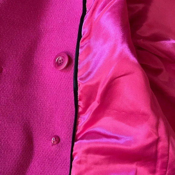 J.Crew Stadium Cloth Majesty Bright Fuchsia Hot Pink
Wool Peacoat Size 6P - Picture 9 of 13